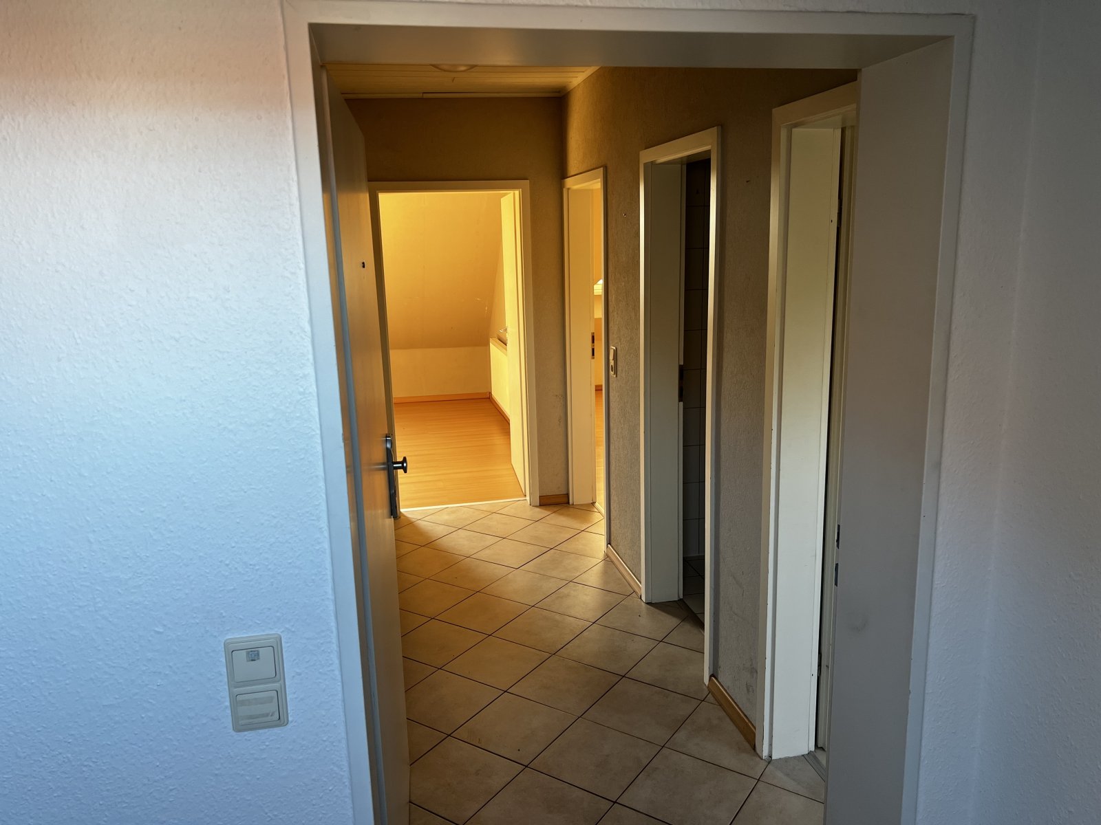 Und wann beichtigen Sie die Wohnung?
