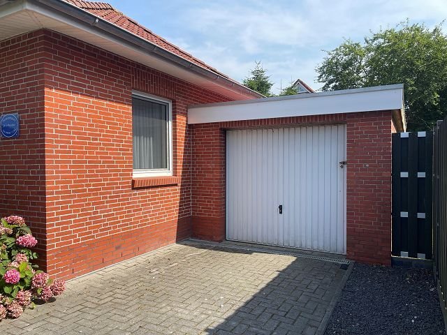 Massive Garage für Ihr Auto