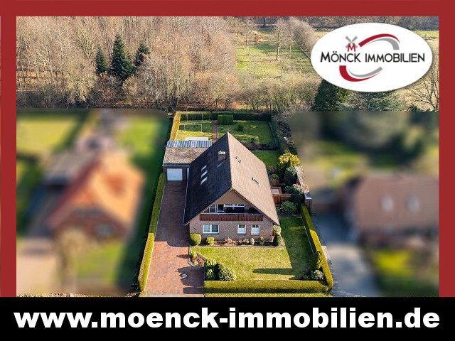 Rückwärtig gelegen an einem Privatwald