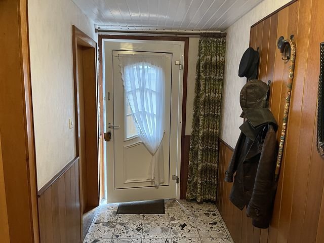 Seitentür (Westseite)