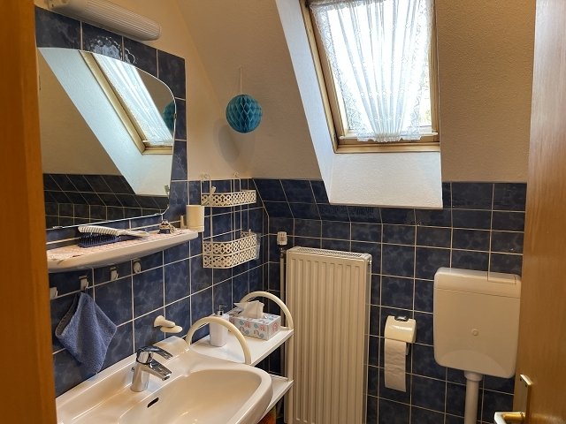 Bad im Dachgeschoss