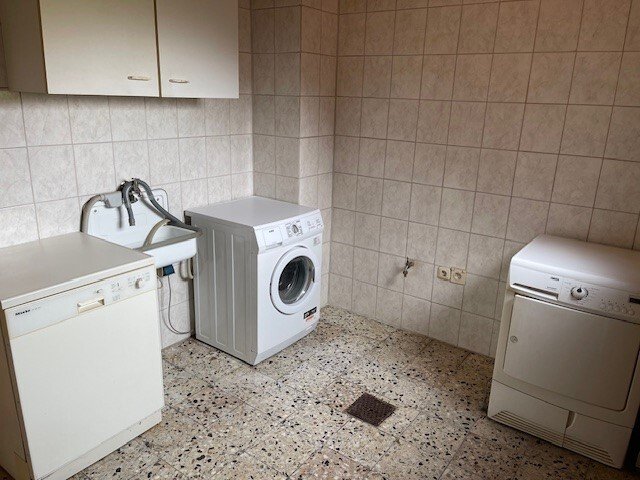 Hauswirtschaftsraum neben der Küche