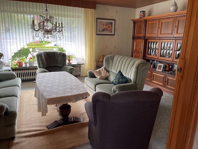 Wohnzimmer 5,50 m x 4,00 m