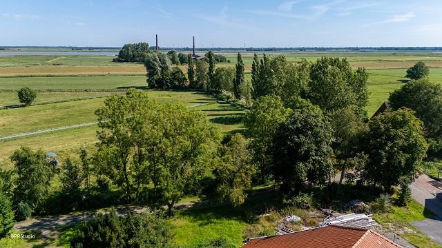 Renovierungsbedürftiges Bauernhaus Nähe Emsdeich - viel Platz mit Ausbaumöglichkeiten 